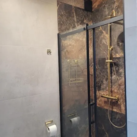 Lejlighed Turystyczny Z Widokiem Na Jezioro *